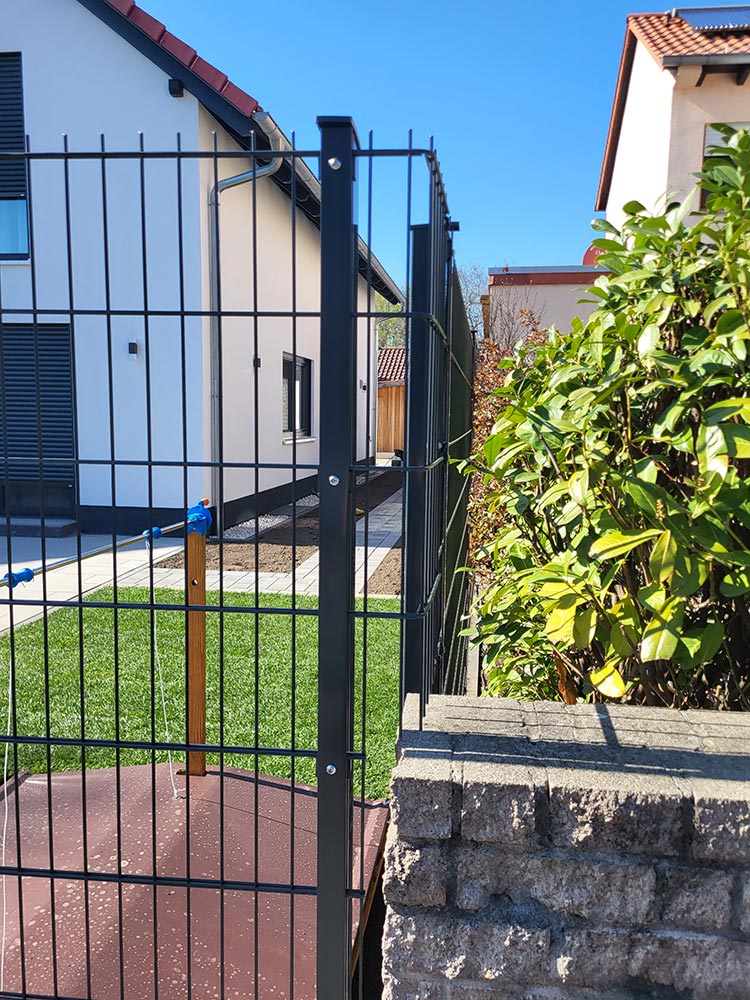 Zaun in Riedrode nachher Referenz